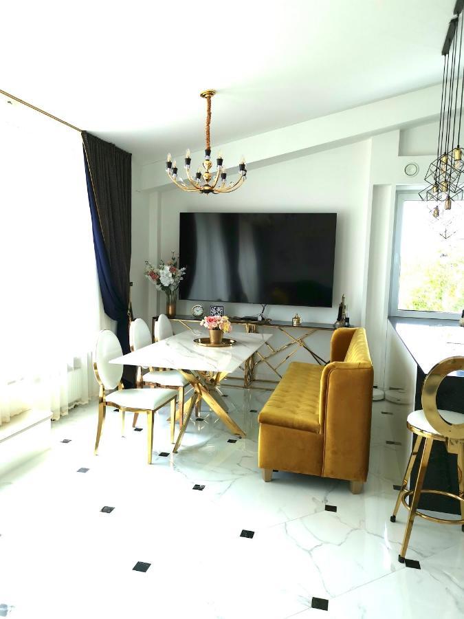 Luxury Penthouse With Large Terrace & Panoramic Old Town View Apartment Vilnius Bagian luar foto