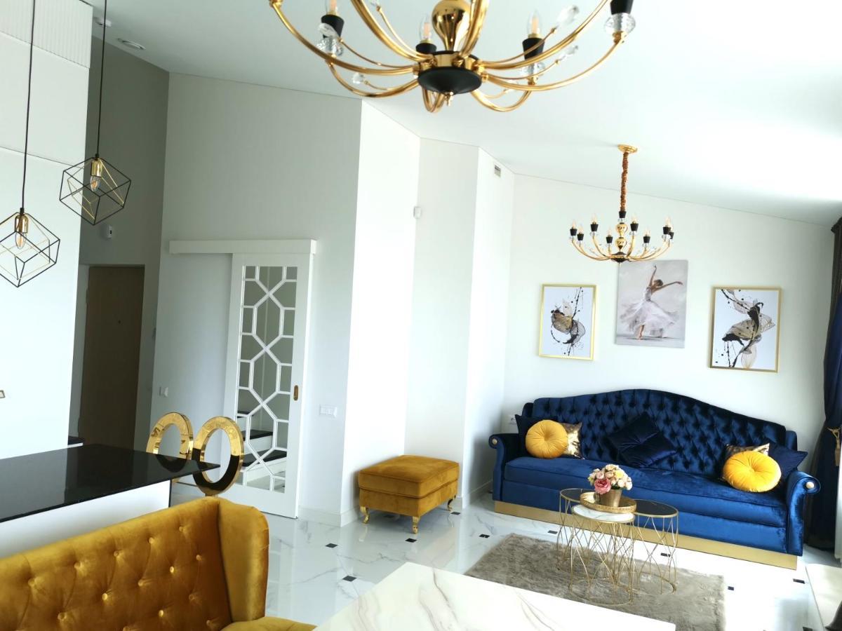 Luxury Penthouse With Large Terrace & Panoramic Old Town View Apartment Vilnius Bagian luar foto