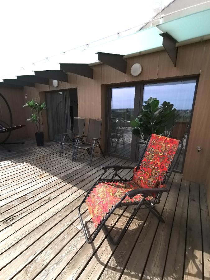 Luxury Penthouse With Large Terrace & Panoramic Old Town View Apartment Vilnius Bagian luar foto
