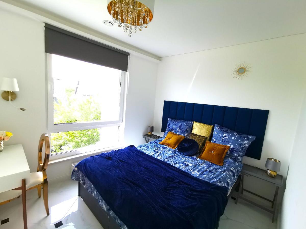 Luxury Penthouse With Large Terrace & Panoramic Old Town View Apartment Vilnius Bagian luar foto
